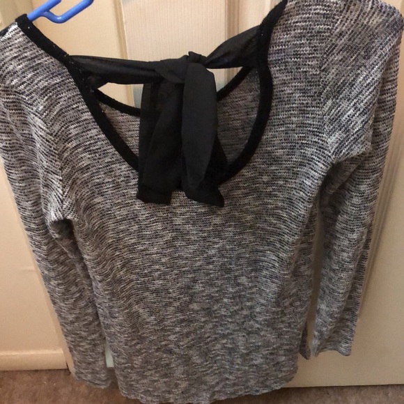 Moa Moa Women’s Top - Picture 3 of 5